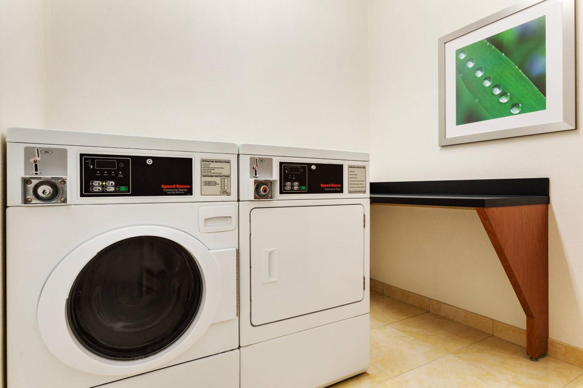 Fairfield Inn & Suites By Marriott Toledo Maumee Extérieur photo